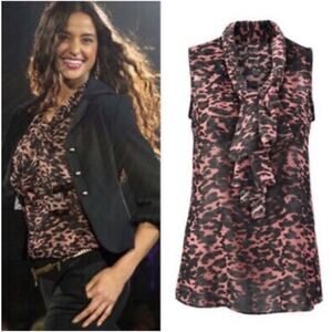 Cabi Womens 9 To 5 Blouse In Animal Print Bow Tie Neck 3075 Size Small